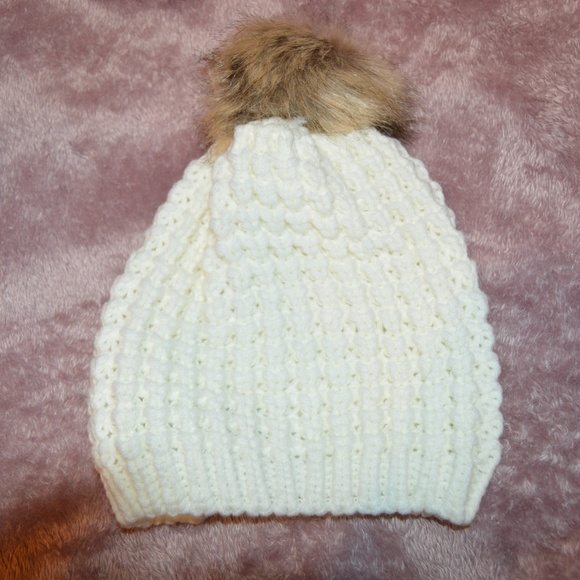 Vici Collection Accessories - Snow Bunny Faux Fur Pom Beanie